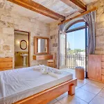 Apartamento New To The Market - Unique House With Pool By Sf Homes Gharghur