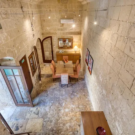 New To The Market - Unique House With Pool By Sf Homes Appartement *