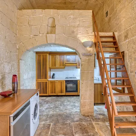 New To The Market - Unique House With Pool By Sf Homes Gharghur