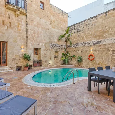New To The Market - Unique House With Pool By Sf Homes Apartamento Gharghur