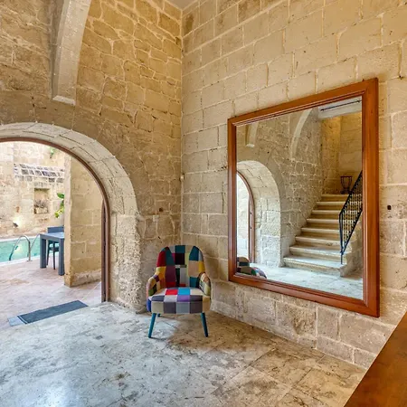 Appartement New To The Market - Unique House With Pool By Sf Homes